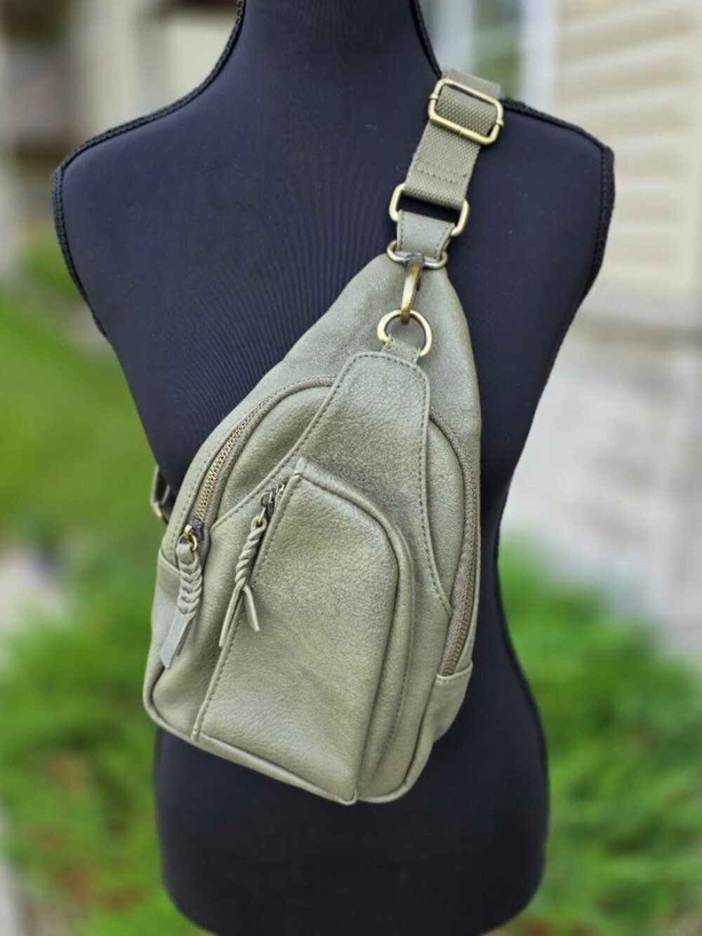 Antik Kraft Olive Green Vegan Leather Sling Crossbody Bag